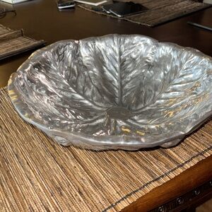 Salad bowl in excellent condition used only twice